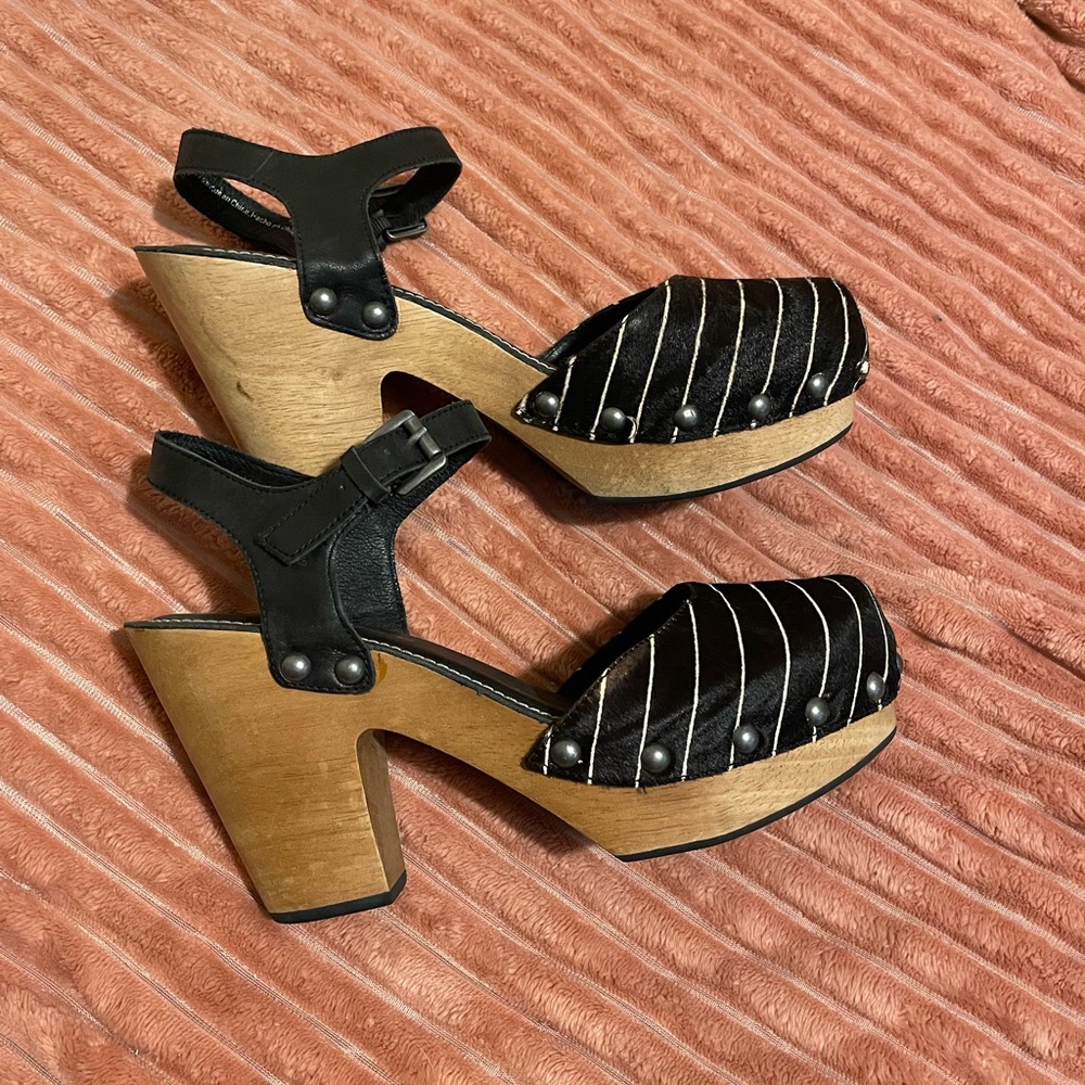 Matisse For Free People Pin Stripe Black Clog Heels Size 8
